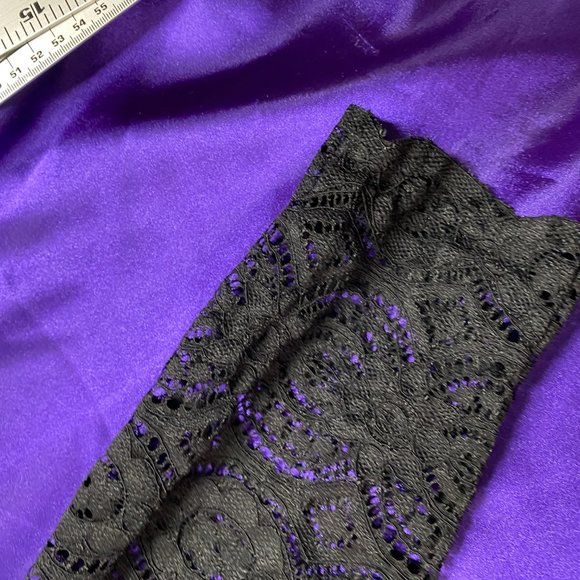 πLiz Claiborne Beautiful Midi Lace Dress with long Lace Sleeves - Picture 10 of 13